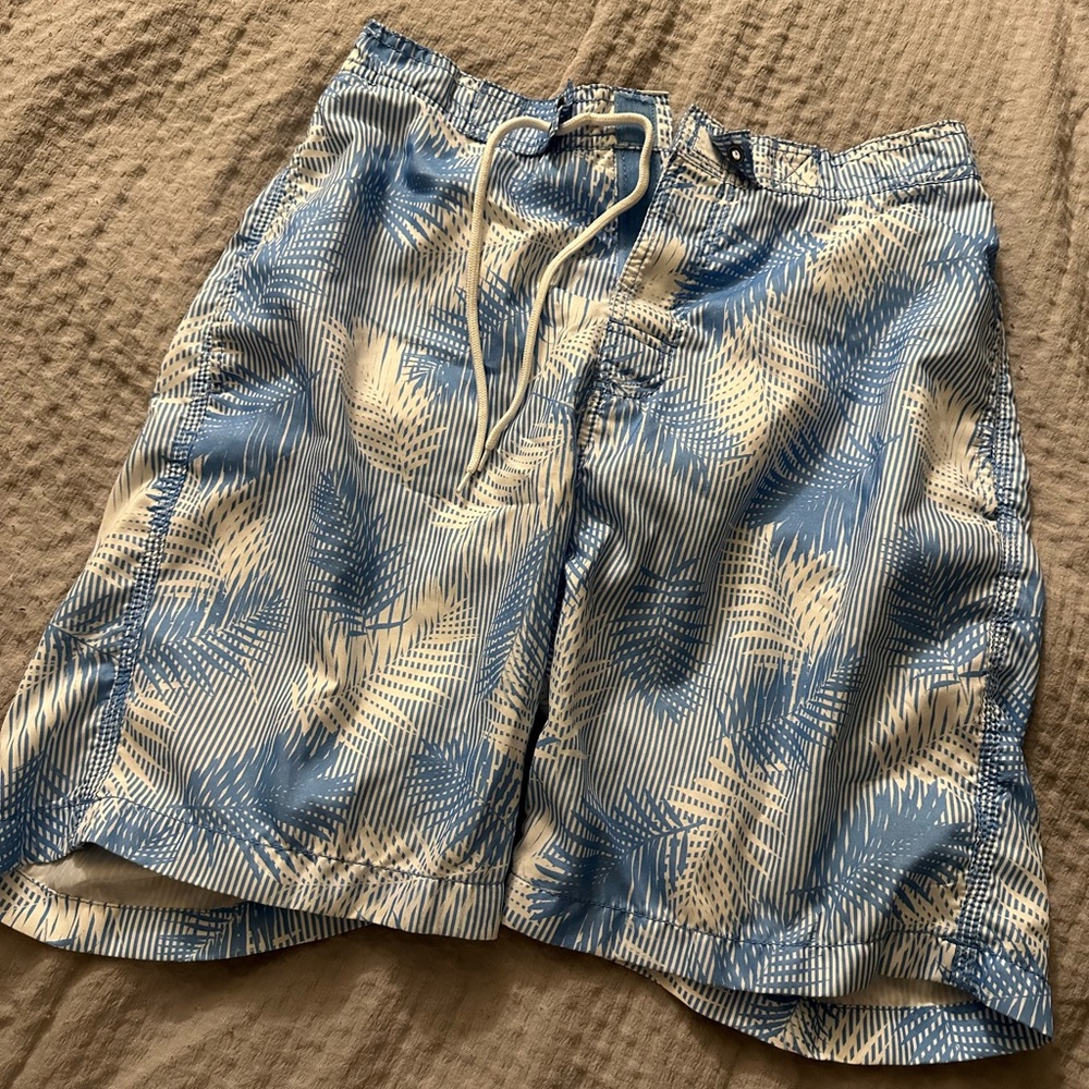 ☀️ Men’s Swim trunks- SZ Medium